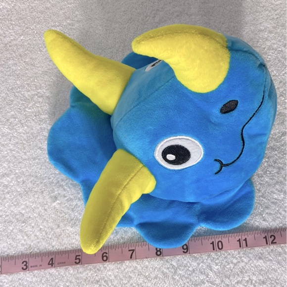 Fun Express Blue Yellow Triceratops Dinosaur Head Plush Toy - Picture 10 of 10